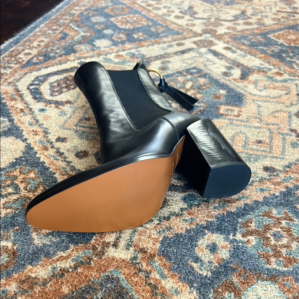 Frame Denim Black Heeled Boots with Pointed Toe - Picture 6 of 6